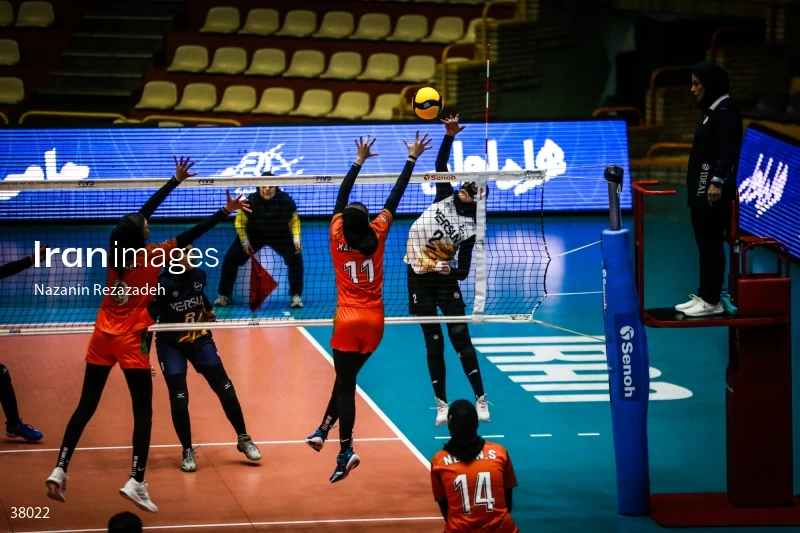 Mehrsun VS Sanat Mes Rafsanjan - Iranian women's volleyball premier league
