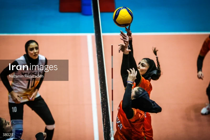 Mehrsun VS Sanat Mes Rafsanjan - Iranian women's volleyball premier league