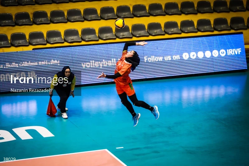 Mehrsun VS Sanat Mes Rafsanjan - Iranian women's volleyball premier league