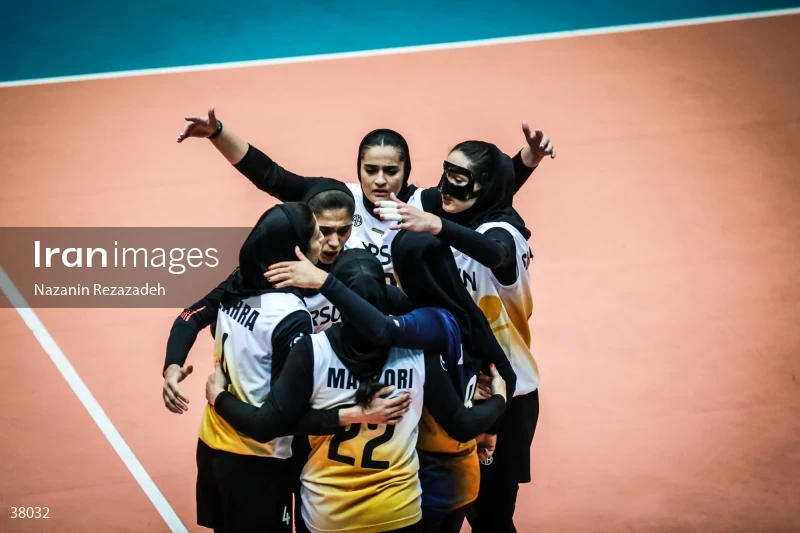 Mehrsun VS Sanat Mes Rafsanjan - Iranian women's volleyball premier league