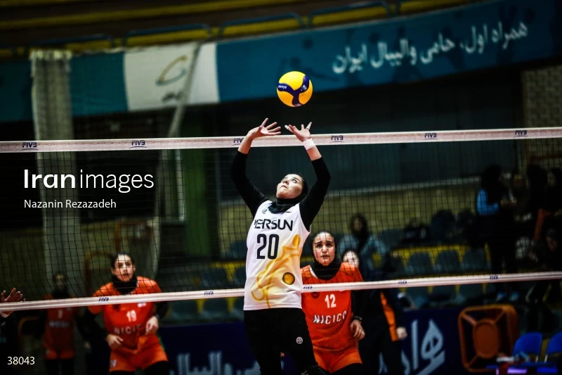 Mehrsun VS Sanat Mes Rafsanjan - Iranian women's volleyball premier league