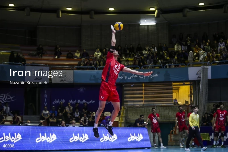 Paykan V.C. Vs. Foolad Sirjan V.C.