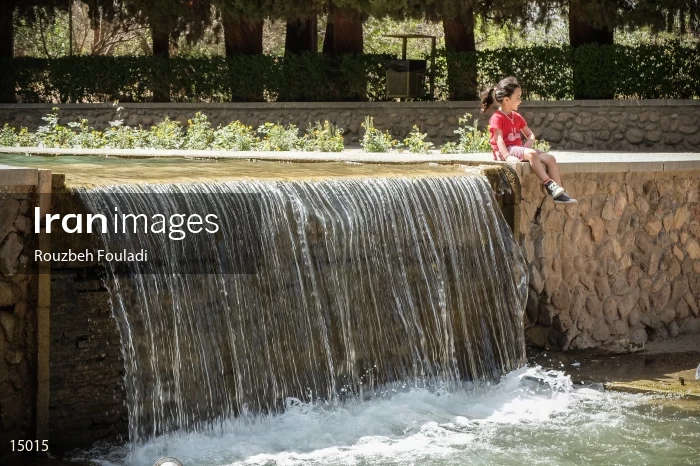 Shazdeh Garden