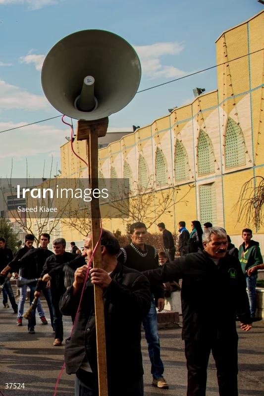 Mourning for the martyrdom of Imam Reza (AS)