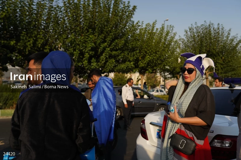 The first attendance of women in the stadium in a match of the Premier Football League of Iran