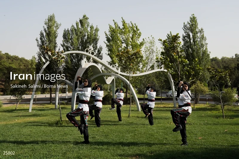 Women athletes of Ancient Iranian martial arts (Parthowa)