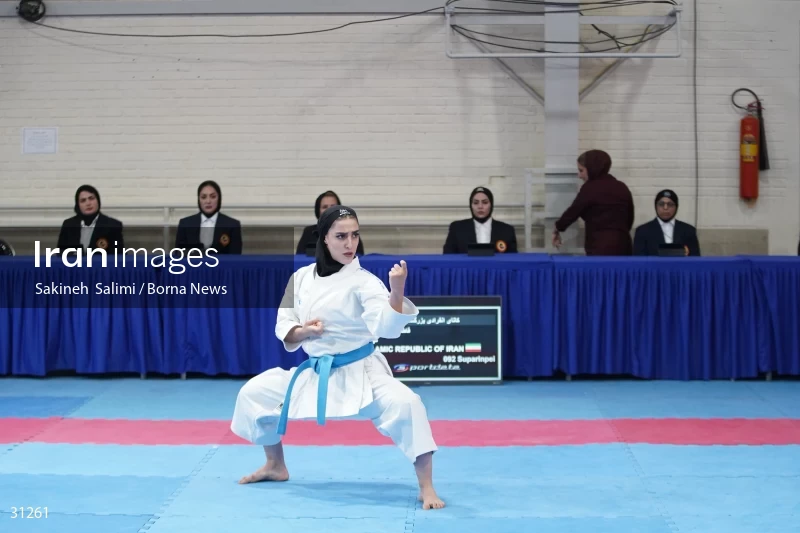 The girls' national karate team selection competition
