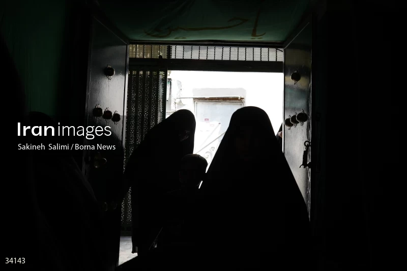 Mourning at Hosseinieh Sadat Akhavi in Tehran