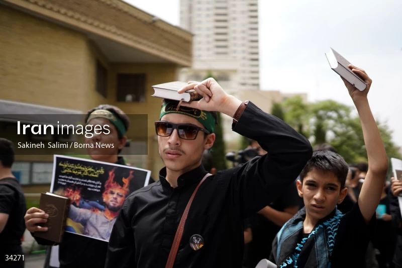 Students gathering in front of the Swedish embassy in Tehran