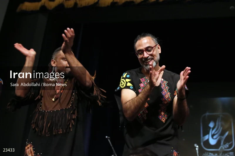 Lian music band concert