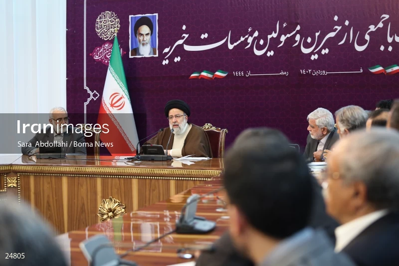 The meeting of the president with a group of benefactors and officials of charitable institutions