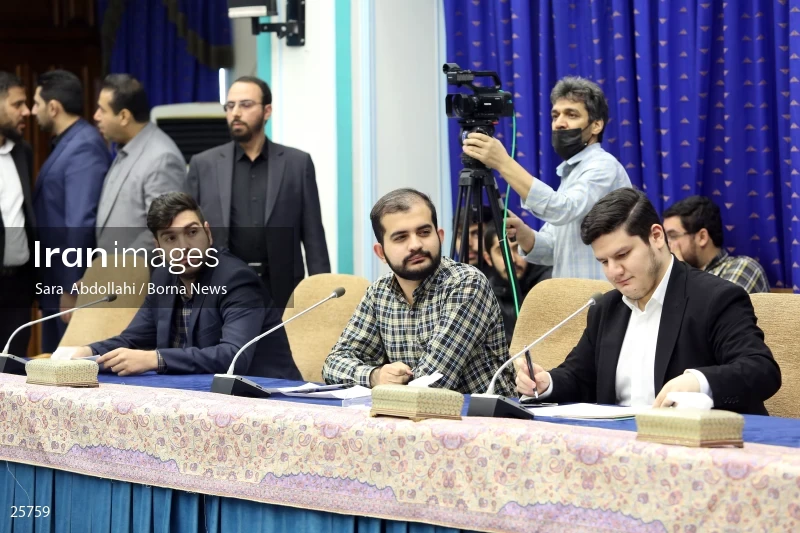 Meeting of representatives of student organizations with the president