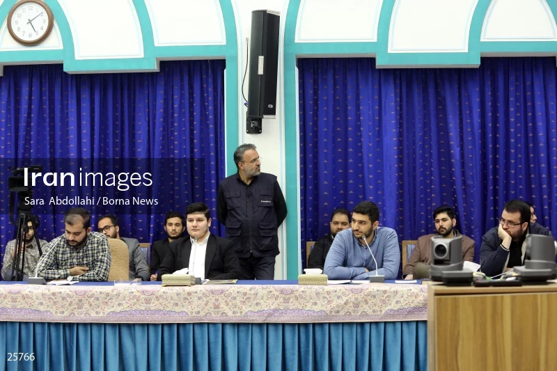 Meeting of representatives of student organizations with the president