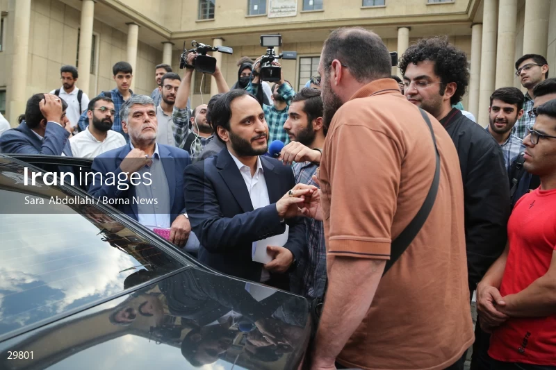 Meeting of students with the government spokesperson