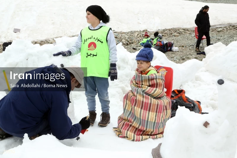 Snowman Festival in Tochal