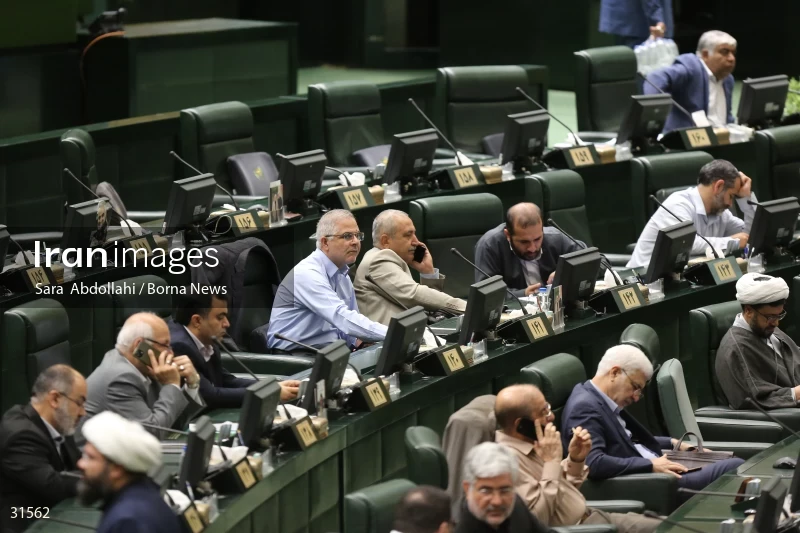 The meeting of Iranian Parliament to review the qualifications of the proposed Minister of Agriculture