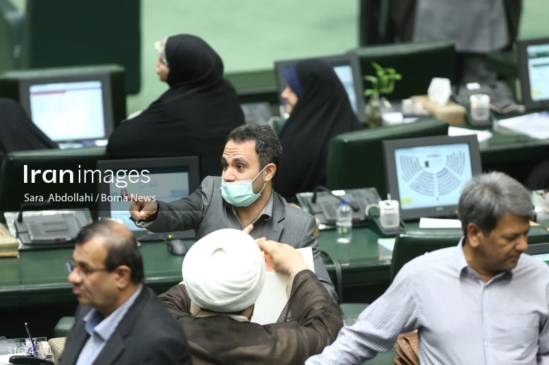 The meeting of Iranian Parliament to review the qualifications of the proposed Minister of Agriculture
