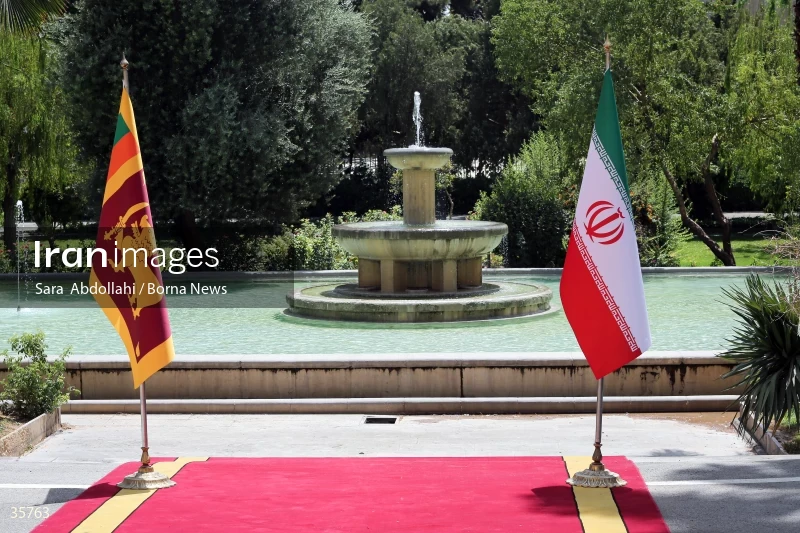 Iran and Sri Lanka FMs meet