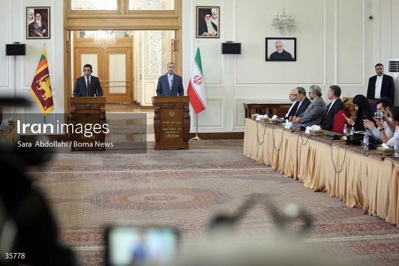 Iran and Sri Lanka FMs meet