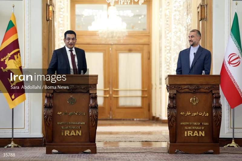 Iran and Sri Lanka FMs meet