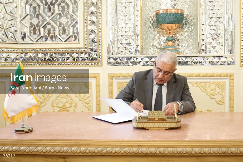 Iran's minister of foreign affairs meets President of Algeria's People's National Assembly