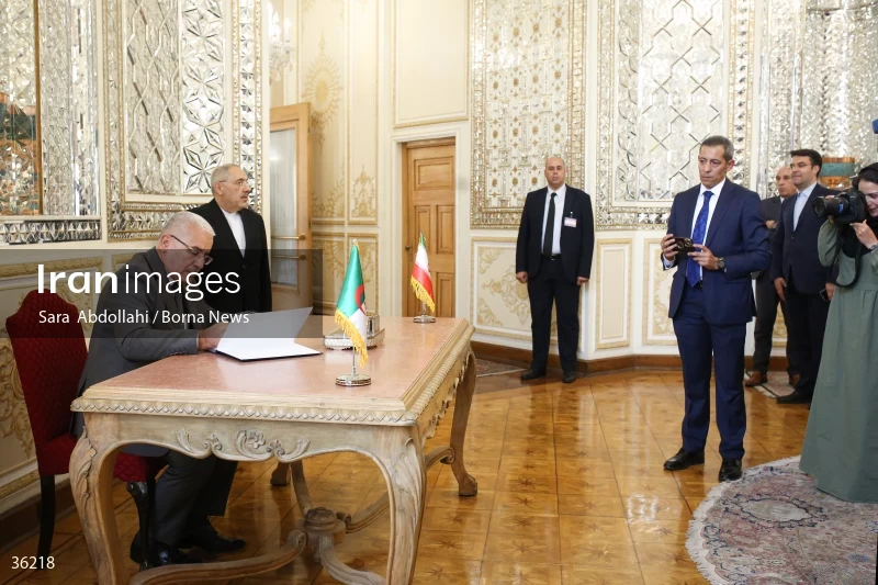 Iran's minister of foreign affairs meets President of Algeria's People's National Assembly