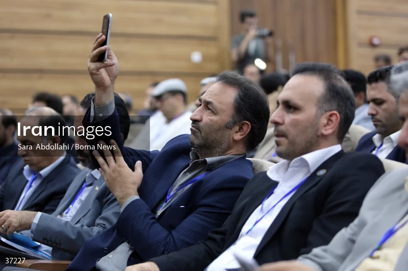 The conference on "Observing the Leap in Knowledge-Based Production"