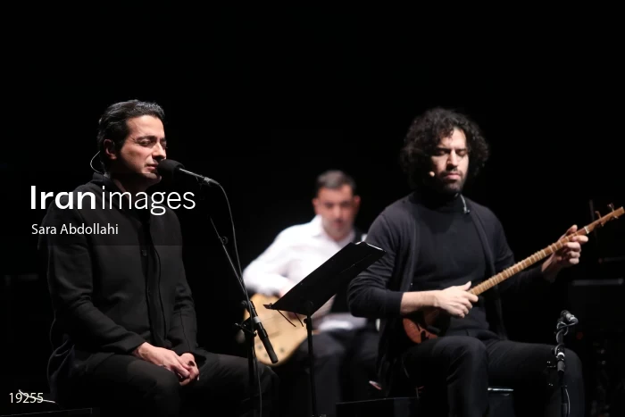 Concert of Homayoun Shajarian, Tahmoures Pournazeri and Sohrab Pournazeri