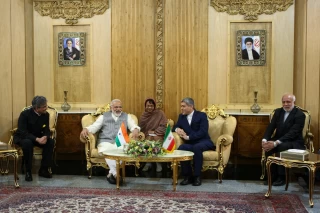 ورود نارندرا مودی نخست وزیر هند به تهران