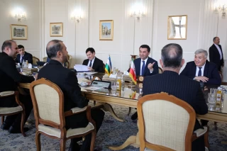 Meeting of the Acting Foreign Minister of Uzbekistan with Iranian Foreign Minister