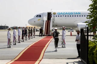 ورود نخست وزیر قزاقستان به ایران