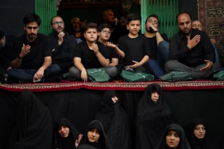 عزاداری در حسینیه سادات اخوی تهران