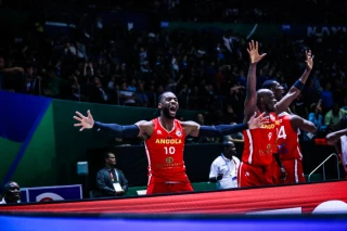 دیدار تیم‌های آنگولا و فیلیپین در جام جهانی بسکتبال 2023