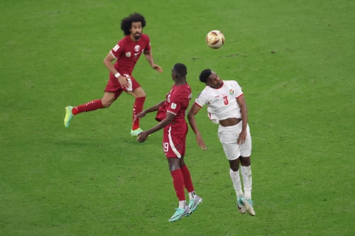 دیدار تیم‌های فوتبال قطر - اردن