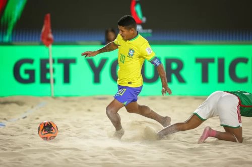 دیدار تیم‌های فوتبال ساحلی مکزیک - برزیل - جام جهانی فوتبال ساحلی ۲۰۲۴ امارات