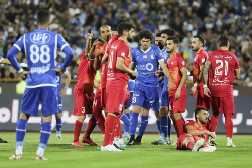 Esteghlal F.C. - Foolad F.C.