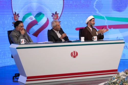 Massoud Pezeshkian on the Economic Roundtable program on Channel Three