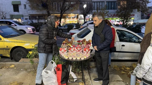 حال و هوای تهران در شب کریسمس